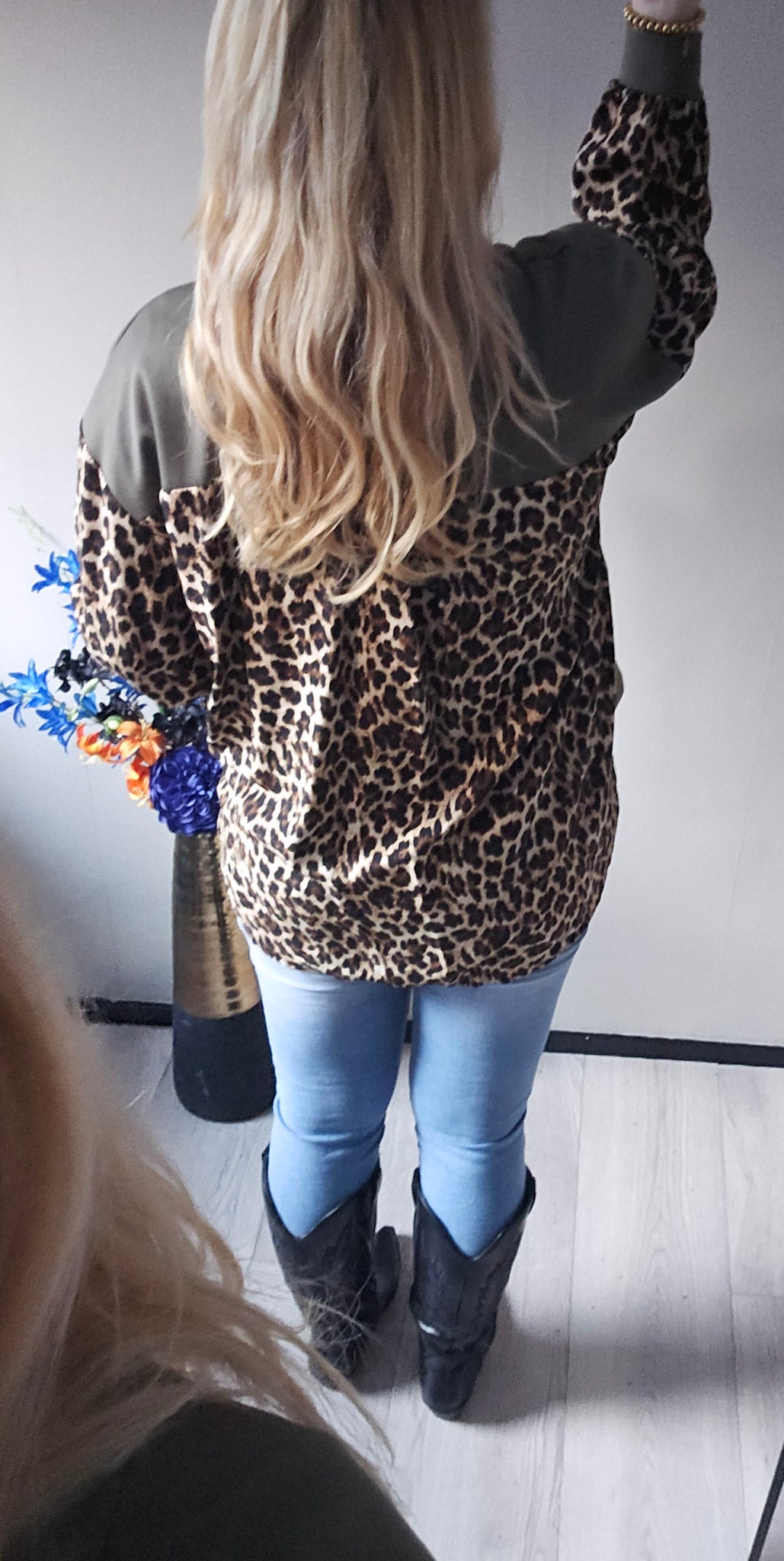 LEOPARD TWIST TRUI | KHAKI