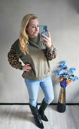 LEOPARD TWIST TRUI | KHAKI