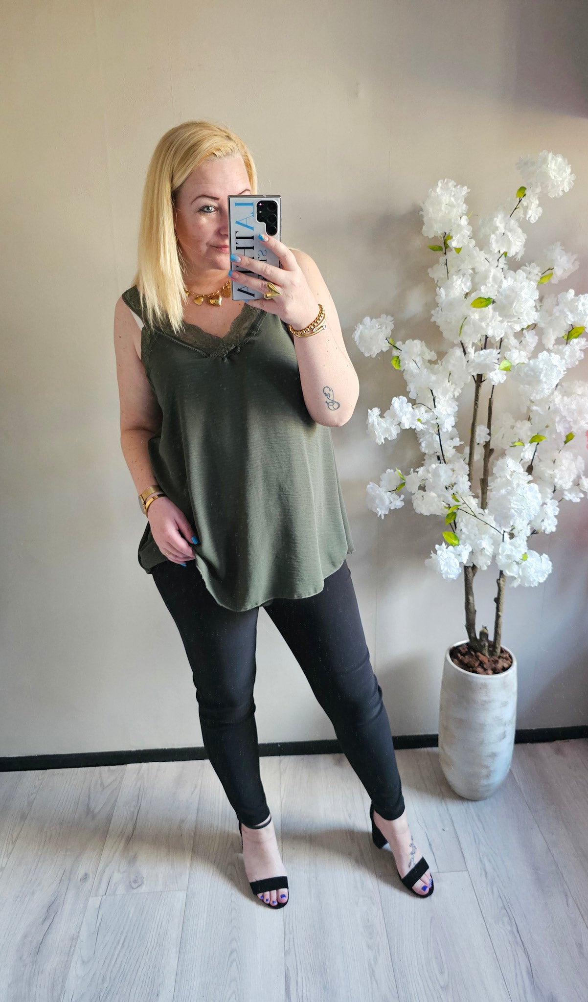 NINA TOP KANT | 20 KLEUREN