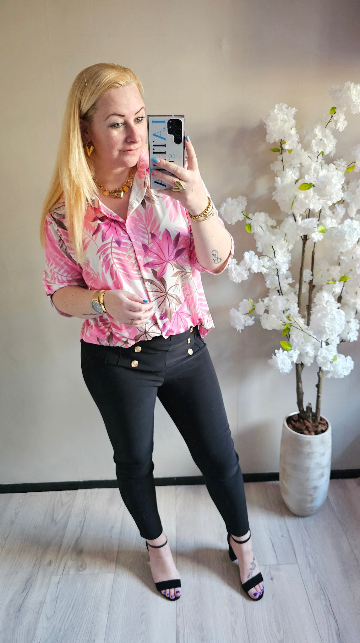 TRAVEL BLOUSE