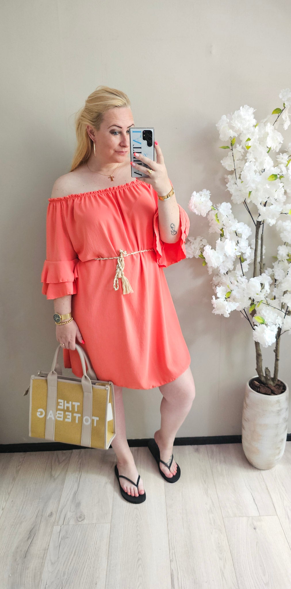 OFF SHOULDER JURK | KORAAL