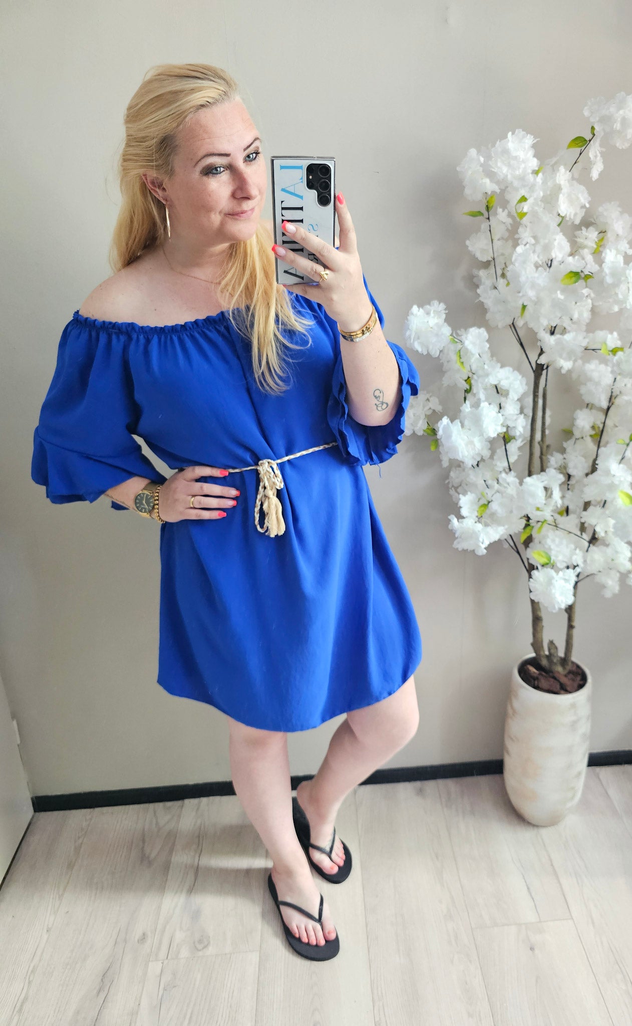 OFF SHOULDER JURK | KOBALT BLAUW