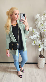 JENNA BLAZER | ZEE GROEN