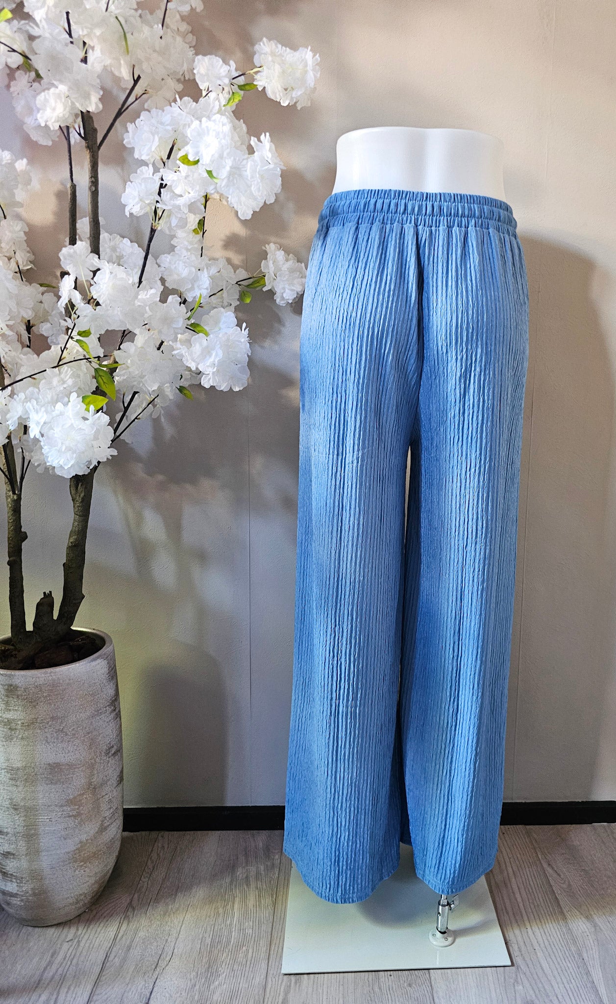 HOT SUMMER PANTS | LICHT BLAUW