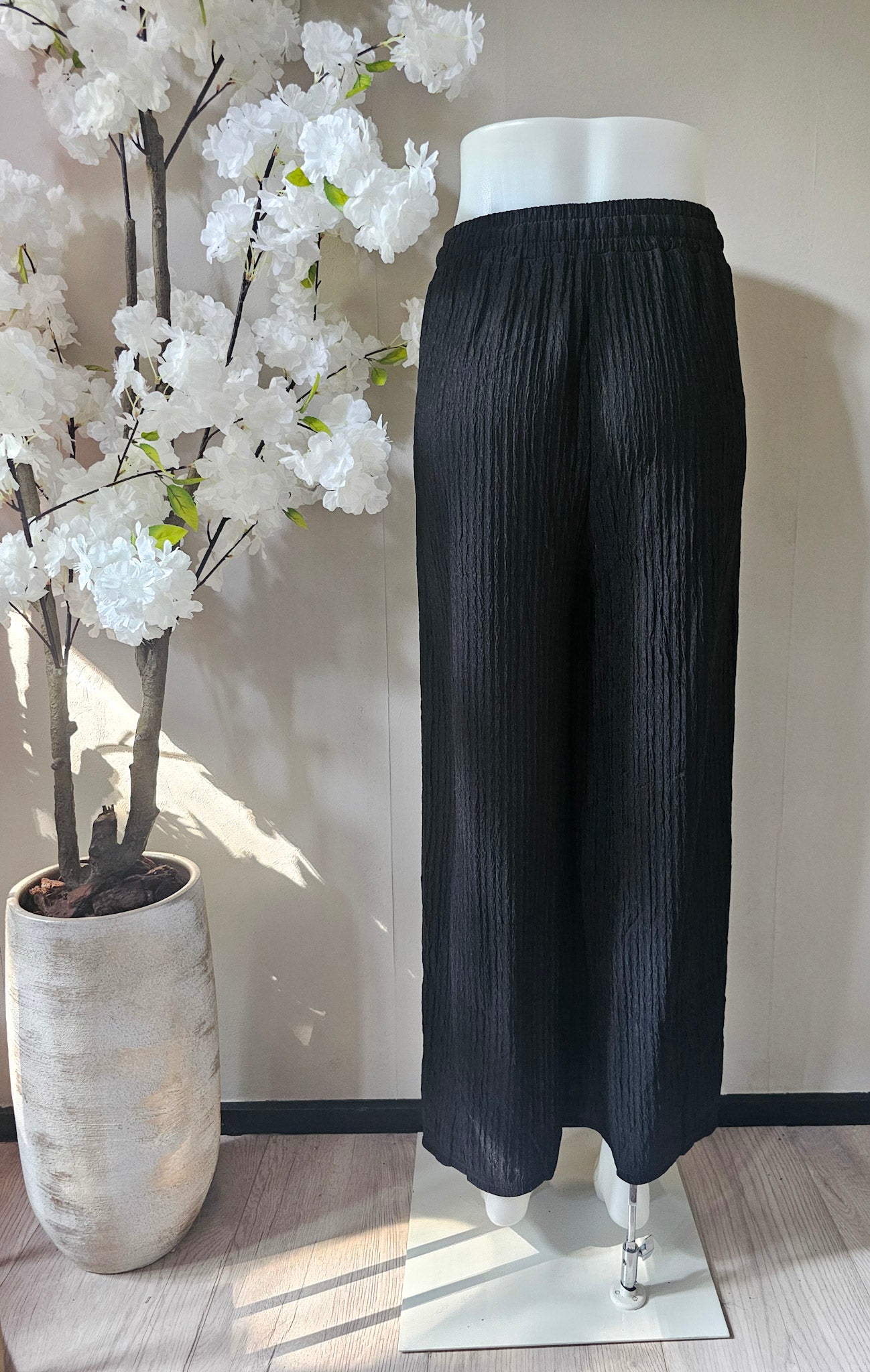HOT SUMMER PANTS | ZWART