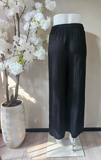 HOT SUMMER PANTS | ZWART