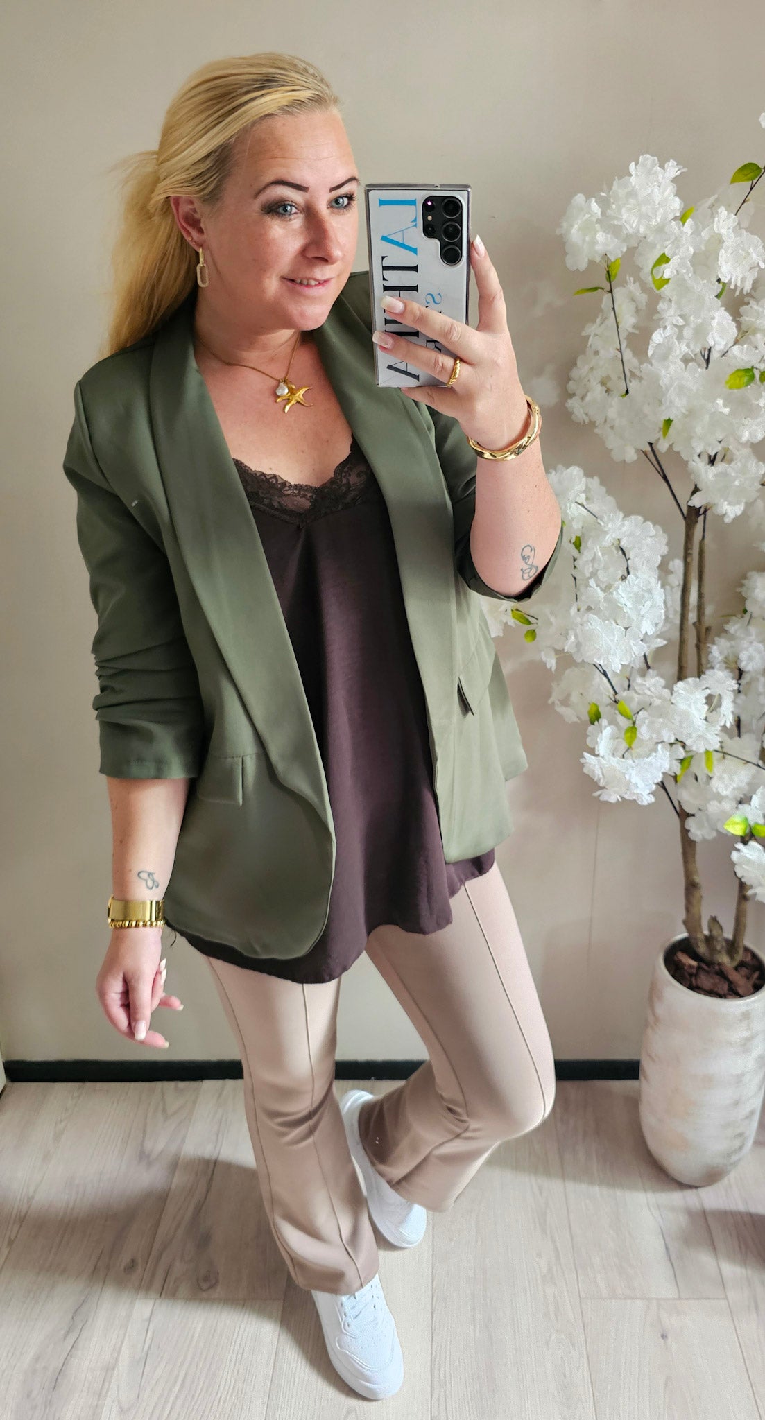 NAOMI BLAZER