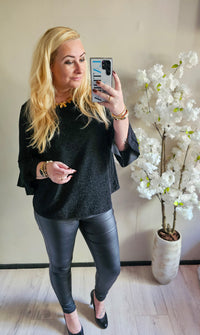 SPARKLE RUFFLE TOP | ZWART