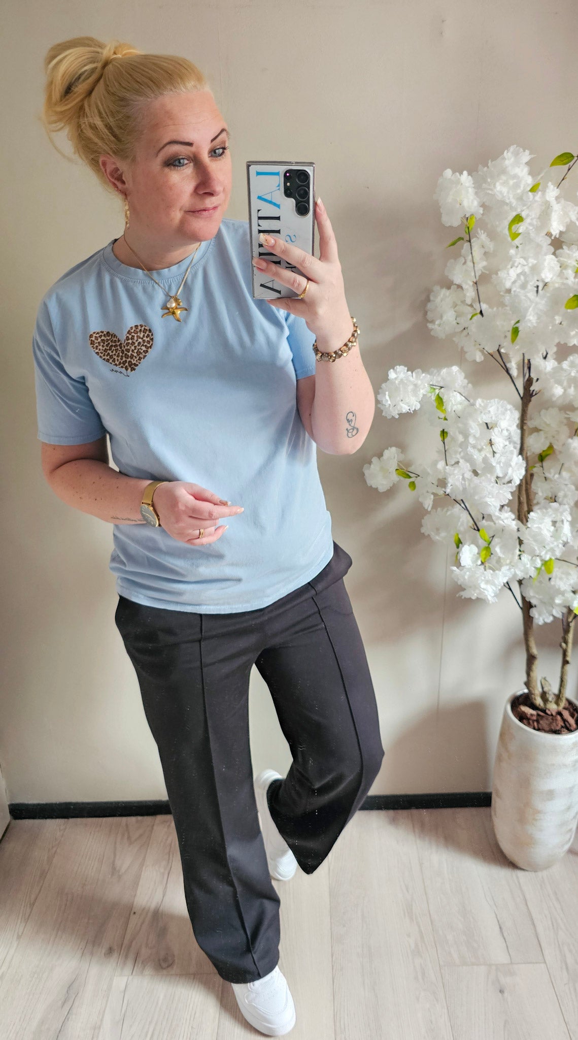 T-SHIRT AMOUR REGULAR FIT