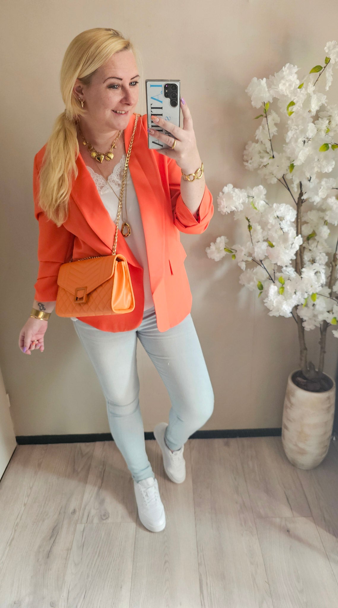 NAOMI BLAZER | ORANJE