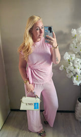 TWEEDELIG SET MET KNOOP DETAIL