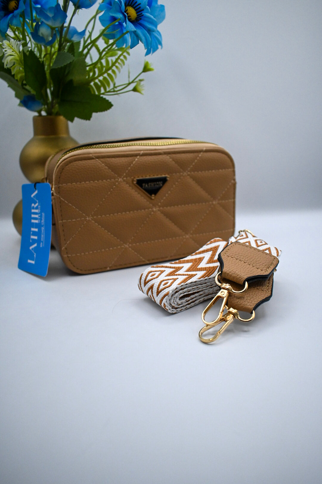 FENNA SCHOUDERTAS | BRUIN