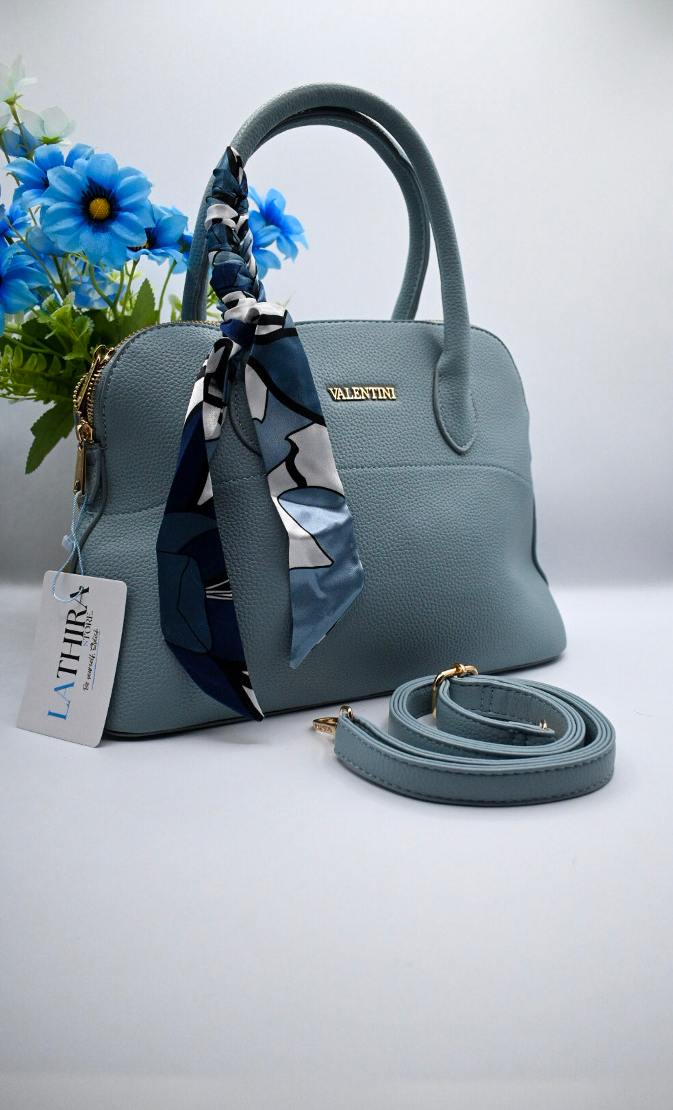 VALENTINA HANDTAS | LICHT BLAUW