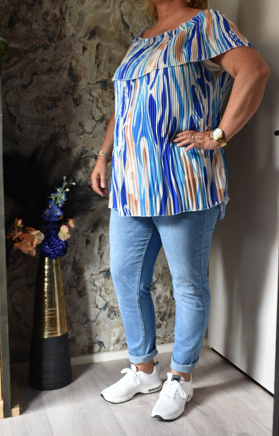 Off the shoulder ruffle top | blue